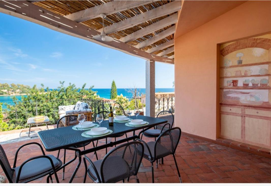 فيلا Porto Frailis Arbatax Casa Vista Mare المظهر الخارجي الصورة